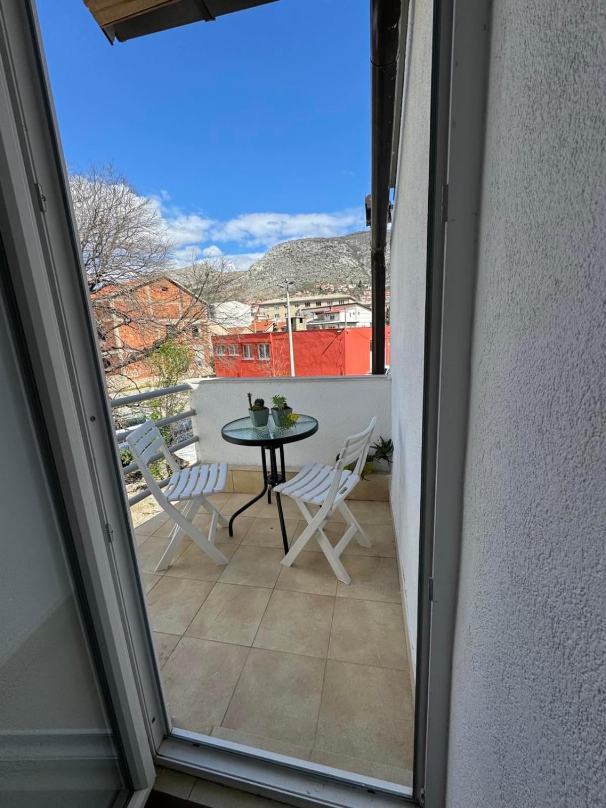 Apartman Nar Mostar Esterno foto